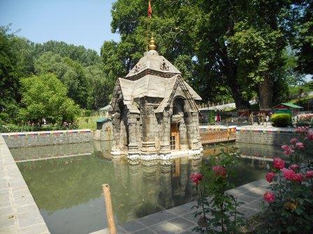 Pandrethan Mandir- Kashmir Temples
