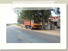 Road outside the Shivaasthanam