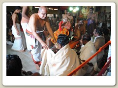 Nadaswara Vidwans receiving blessings