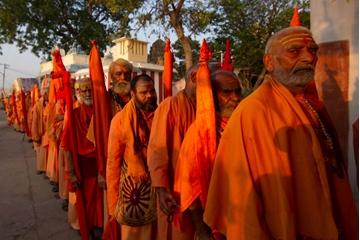 Dandi Sanyasis participating in the procession