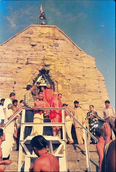 Pujya Shankaracharyas at Shankaracharya Hill, Kashmir