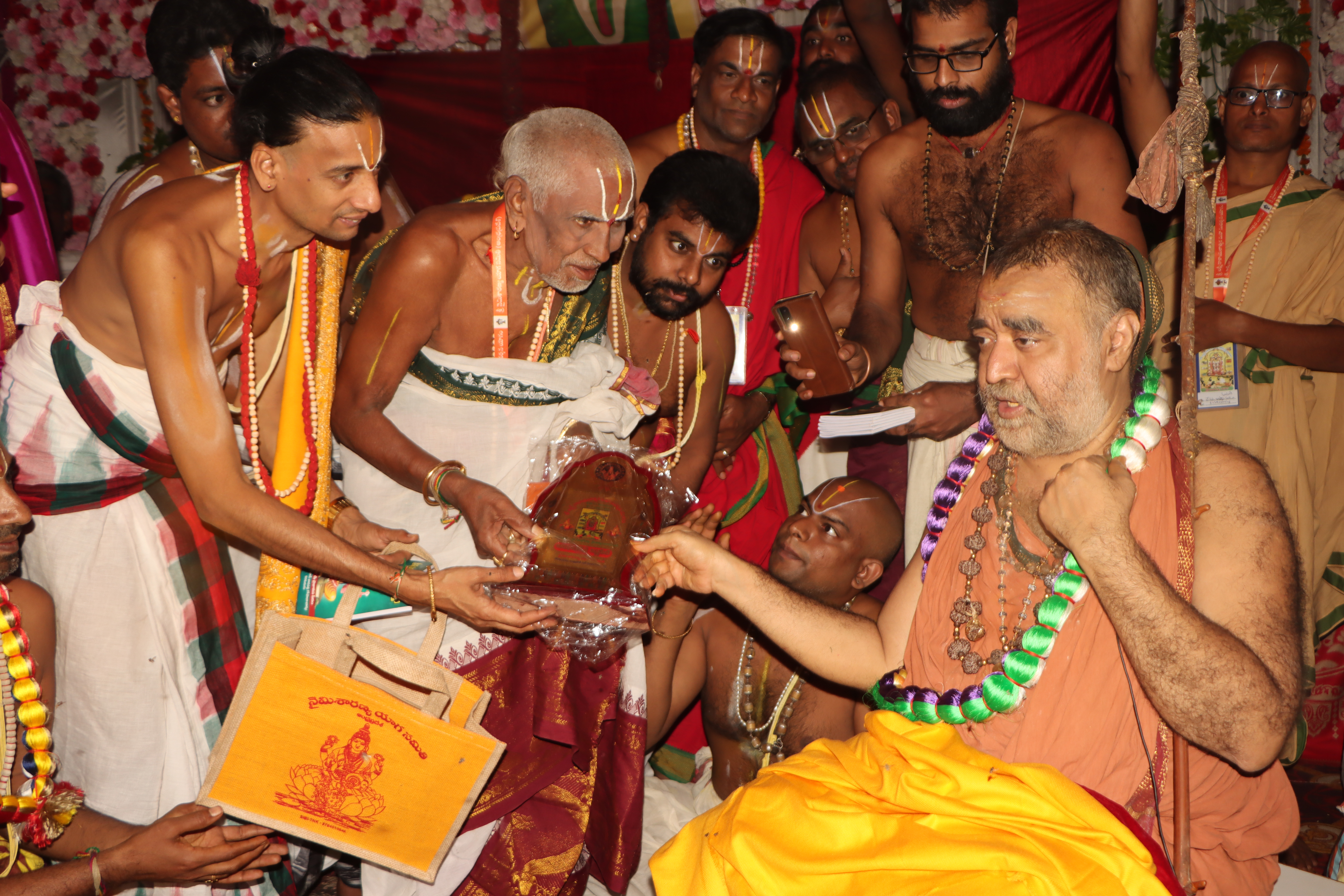 Shankaracharya visit Naimisharanya Balaji Mandir