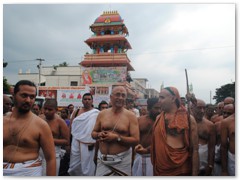 His Holiness starting on Vijaya Yatra